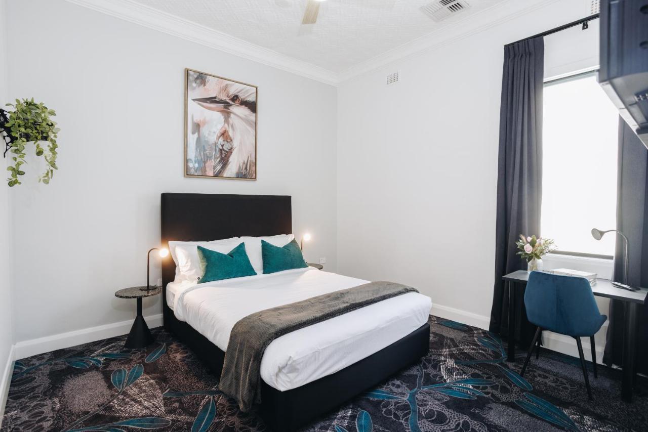Royal Hotel Wyong Esterno foto